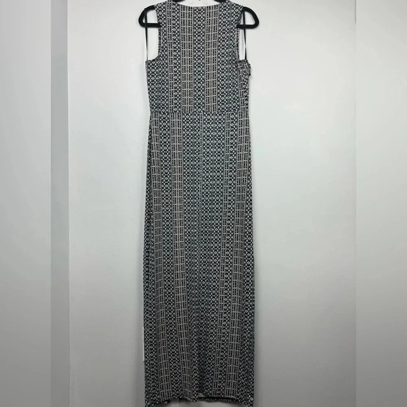 BCBGENERATION Cut Out Side Slit Maxi Dress size Medium - Picture 7 of 7